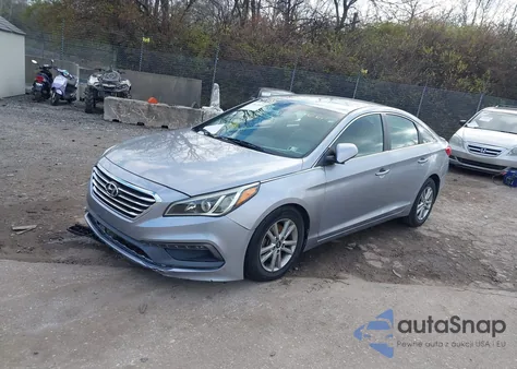 2016 Hyundai Sonata Sport z USA, uszkodzony, nr VIN 5NPE34AF1GH276952